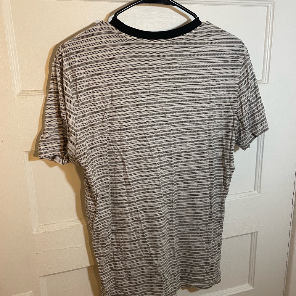 90s Pattern Tee - Picture 5 of 5